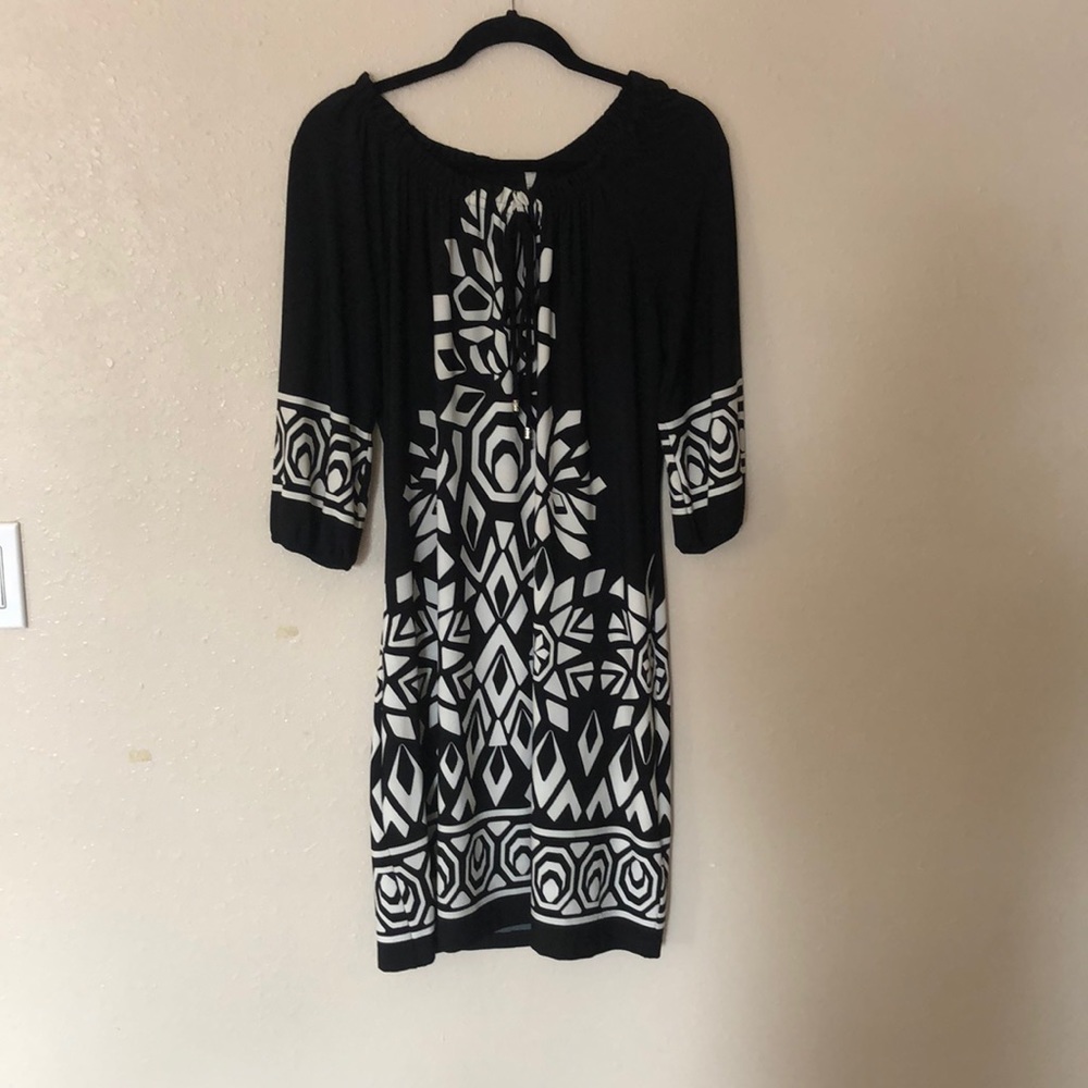 Mid thigh 3/4 length sleeve dress